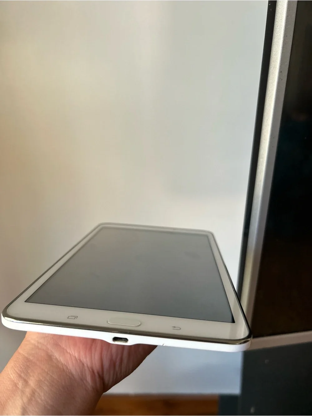Samsung Galaxy Tab4 7